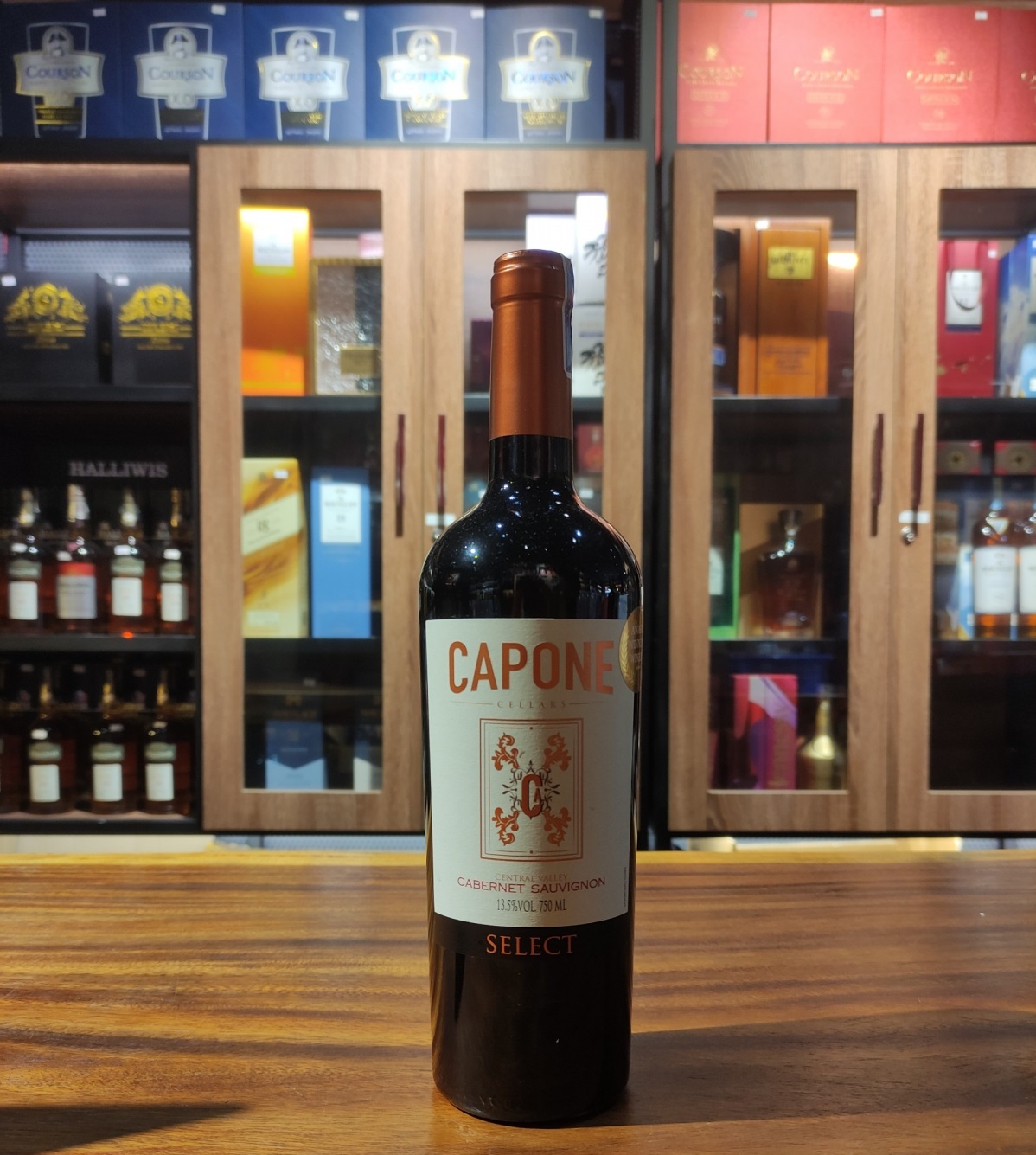 Rượu Vang Chile Capone Selected Cabernet Sauvignon là một loại rượu đáng để thưởng thức. Hãy thưởng thức cùng các món ăn chế biến từ thịt đỏ